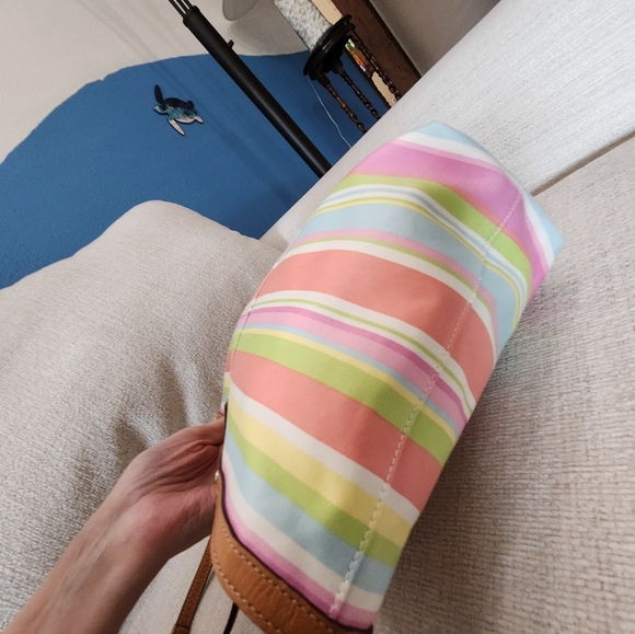 Like New Coach Hampton Pastel Striped Satchel Tote Bag Purse - Picture 6 of 13